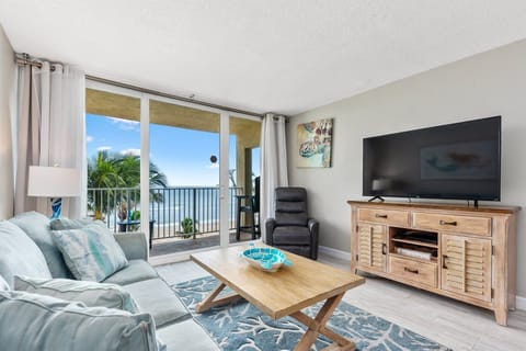 403 Living Room