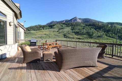 Rear Deck With More Amazing Views!