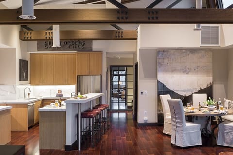 Kitchen - Pearl at Jackson 302 - Jackson Hole, WY - Luxury Villa Rental