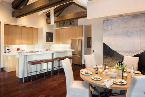 Kitchen - Pearl at Jackson 302 - Jackson Hole, WY - Luxury Villa Rental