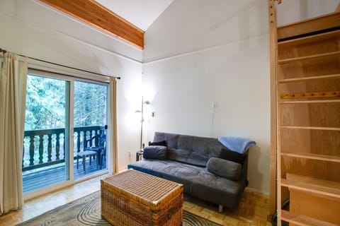 Indoors, Furniture, Living Room, Couch, Floor