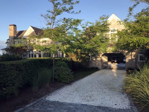 Welcome to 8 Harbour Drive, waterfront home with pool!