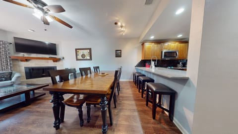 Dining Area Seating Six