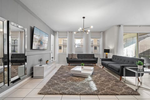 9024FlamingoKeyWay(2)