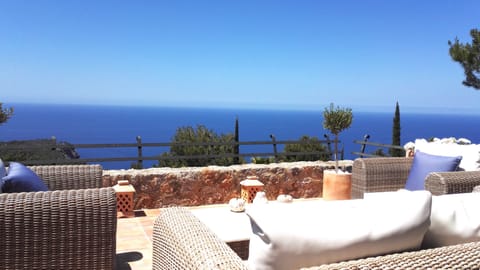 Panoramic sea views from the "sunset terrace"