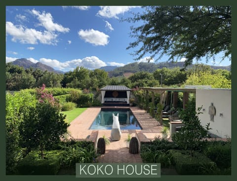 KoKo House Franschhoek - large, luxurious private home for short stays.