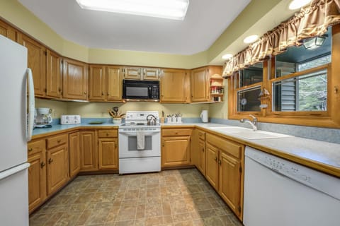 Our nice kitchen, with most everything you will need to make that special meal!