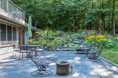 Outdoor Patio  with SOLO STOVE fire pit