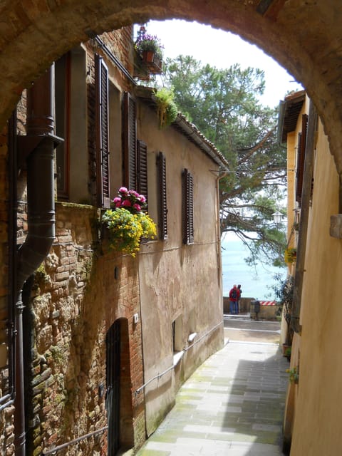 Enter the apartment through the gate on the left, mid way down the laneway