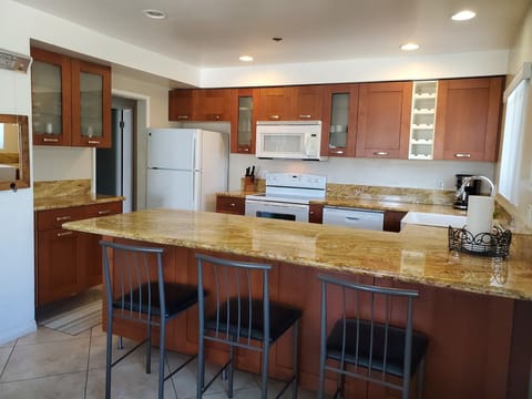 Fully stocked kitchen for cooking