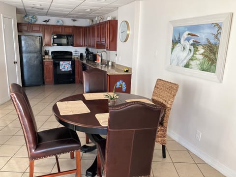 Dining area view towards the kitchen