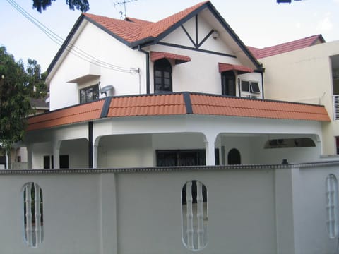 Jalan Kuching homestay overview