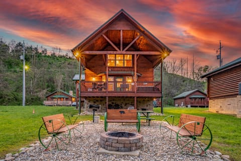 Close to town, riverfront and awesome fire pit area.