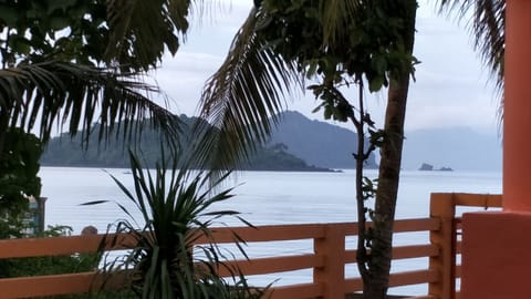 Views of islands and mountains everywhere.
