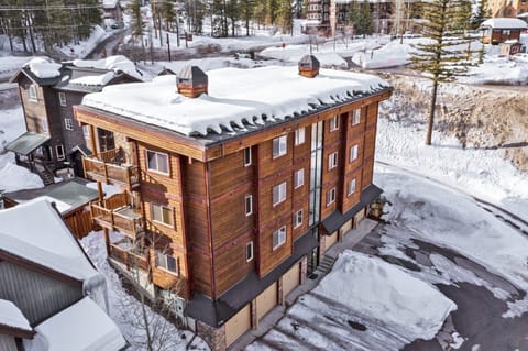 3 Bedroom Condo in the Newly Constructed Black Diamond Building