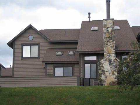 Sunridge Townhouse