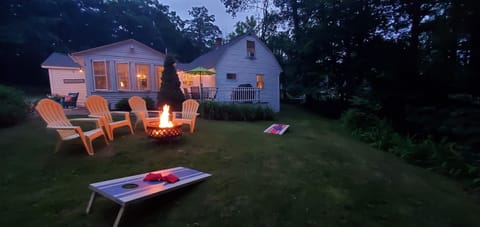 Campfire & Cornhole.