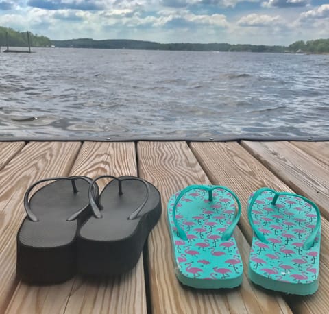 Bring your essentials. We provide all the comforts for an easy get away.