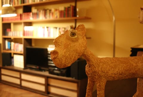 Papier-mâché in the living room