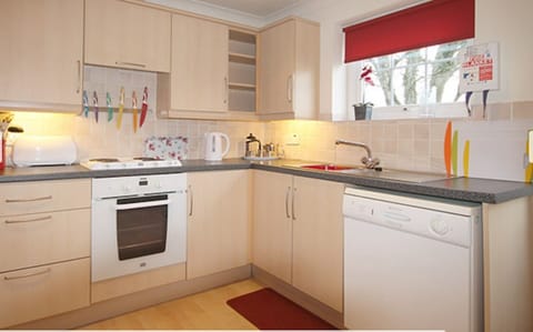 open plan kitchen,diner and kitchen