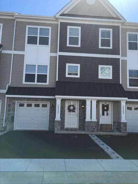 Front of Townhome Rental with 2 Parking spots