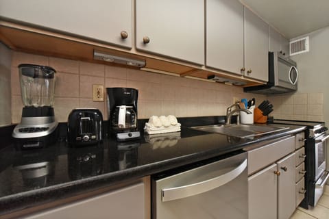 GRANITE COUNTERS, COFFEE MAKER, TOASTER, BLENDER