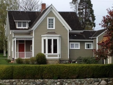 1041 Jefferson Street