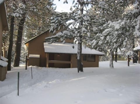 Winter in Sunriver--front entrance