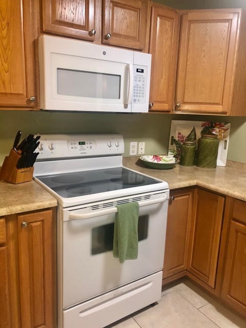 Kitchen is well stocked with all you need to cook and enjoy the local produce. 
