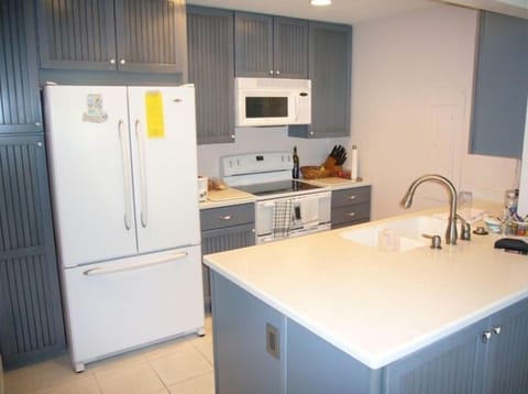 Kitchen - complete dishes and cooking stuff