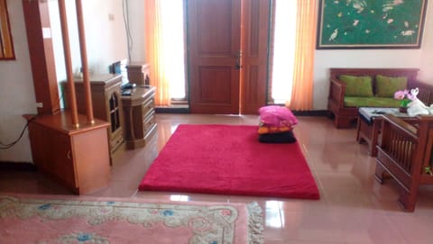 3 BR Sewa Rumah di daerah Lembang