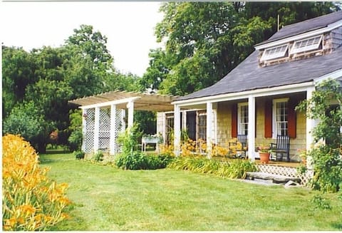 Front of house facing east