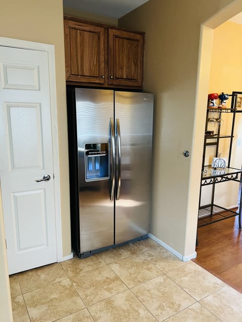 Large double door refrigerator 