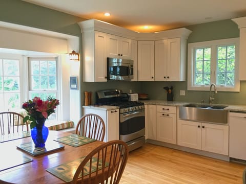 Newly updated fully equipped kitchen with bay window seat