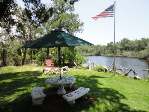 Picnic area and Campfire pit