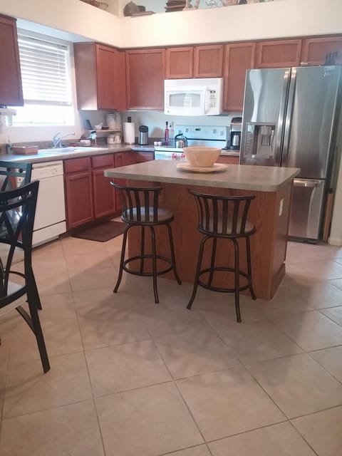 Kitchen with island