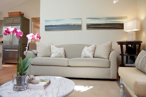 Cozy great room area to watch TV, relax, read, and unwind