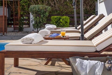 Villa Anchora- 3 Bed Villa, Private Pool, Great Location! Villa in Peyia