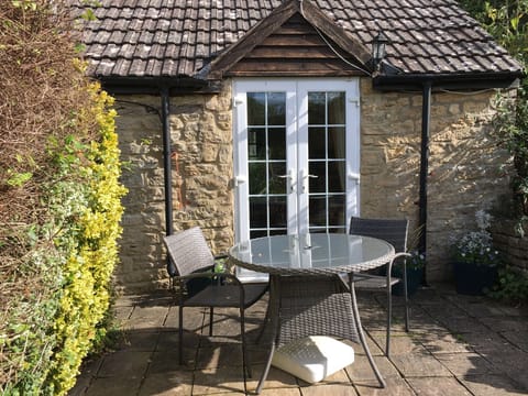 South facing terrace to enjoy a glass of wine