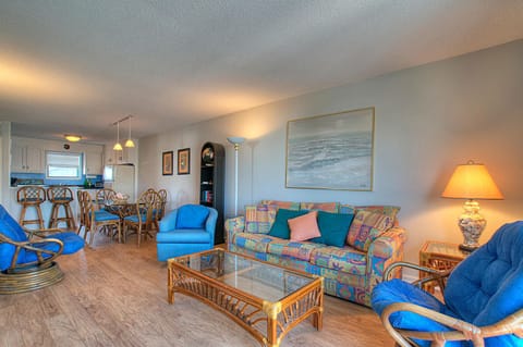 Sands V 3A-Living Room