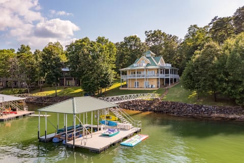 Mat in picture is no longer there