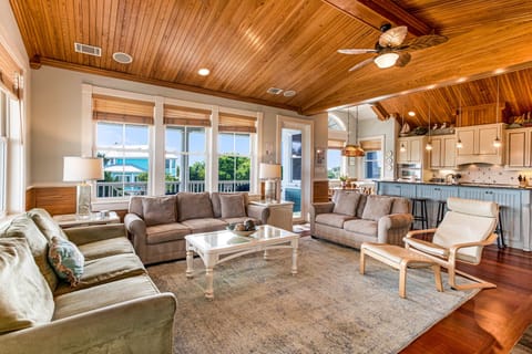 Living room on the top floor