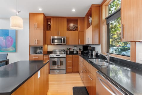 9-web-or-mls-606_Cascade-7-09