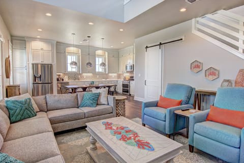 1st Floor Living Room