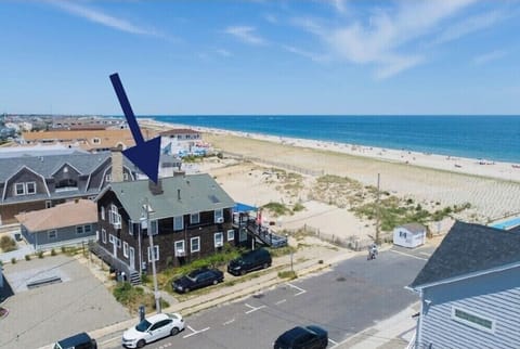 Prime oceanfront location! 
