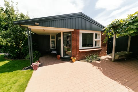 Manor Cottage