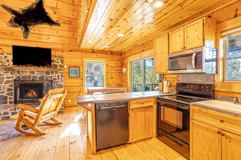 Open living room /kitchen with spectacular views