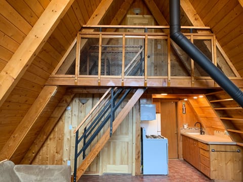 Kitchen and Bedrooms 