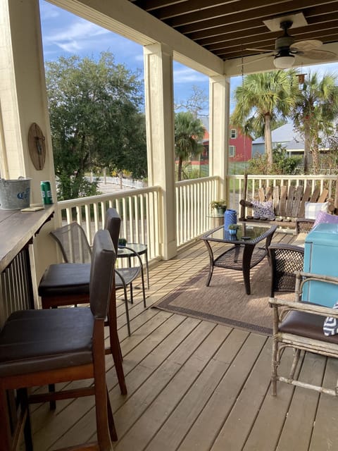 Main floor front porch, great for coffee and watching the river