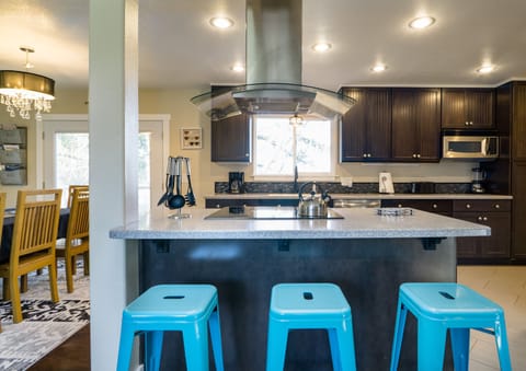 Additional seating on the 3 barstools